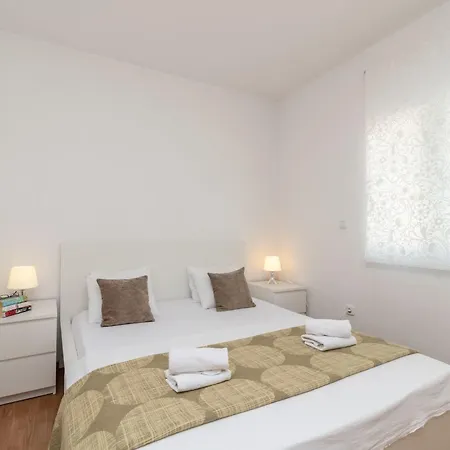 Superior-apartment Mit Einem Schlafzimmer In Strandnaehe By Interhome Apartmán